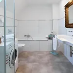 East46 Timmendorfer Apartamento *